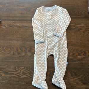 Simply by magnetic me sleeper with footies